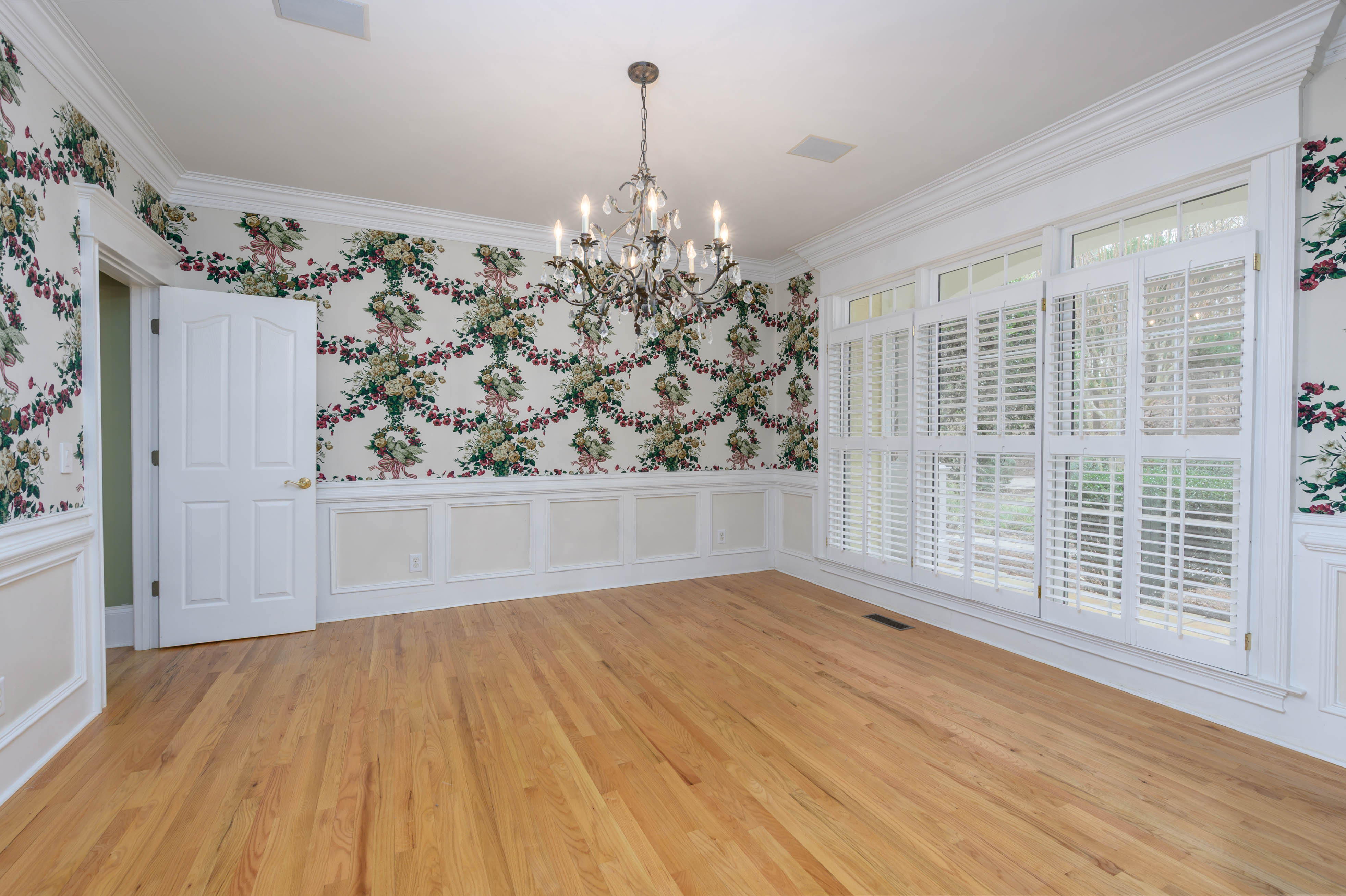 273 Reynolds Drive image 31